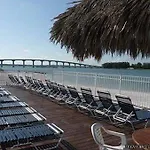 Gulfview Hotel - On The Beach 